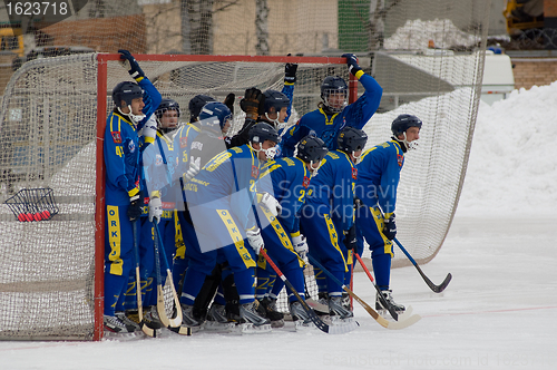 Image of Dynamo(white) vs Zorkij(blue)