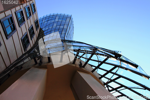 Image of dancing house in the Prague