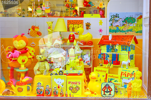 Image of Showcase of the Yellow Toys shop in Stockholm