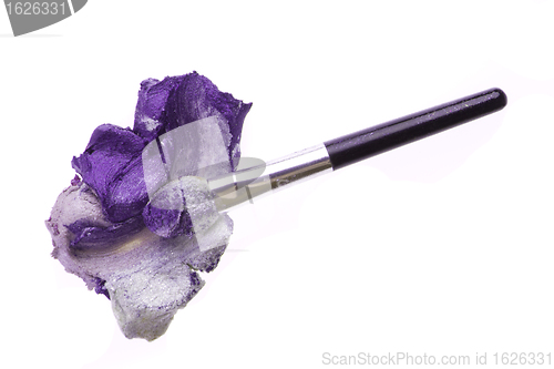 Image of cream eyeshadow