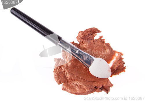 Image of cream eyeshadow