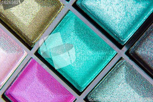 Image of colorful eyeshadows