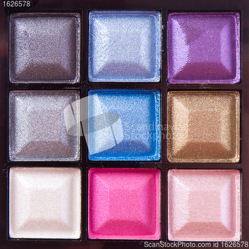Image of colorful eyeshadows