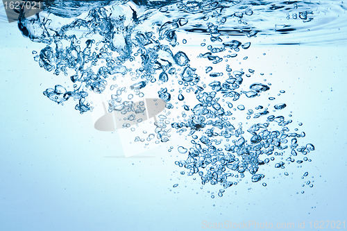 Image of bubbles in water