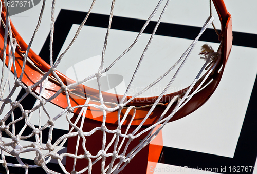 Image of basketball rim and net