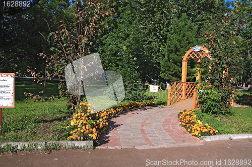 Image of wooden summerhouse in town park