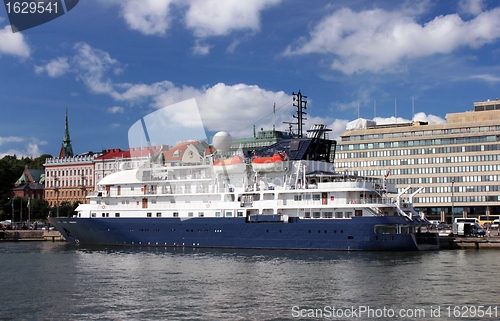 Image of Passenger Ship