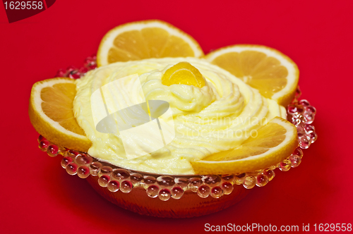 Image of cream with lemon