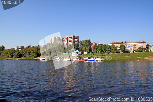 Image of motorboat on quay 