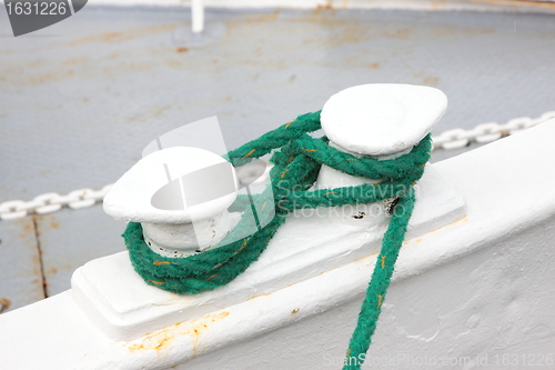 Image of Rope for mooring a boat to a pier