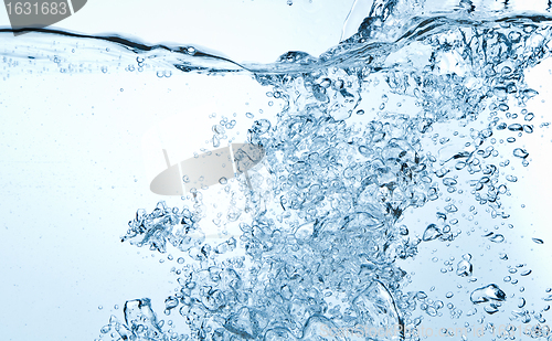 Image of bubbles in water
