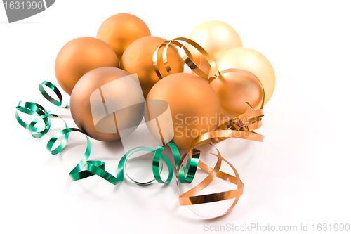 Image of christmas glass balls decorated with ribbons