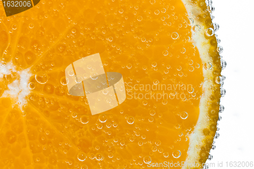 Image of mandarine with bubbles