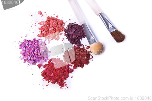 Image of crushed eyeshadow