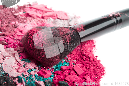 Image of set of crushed eyeshadows