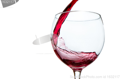 Image of pouring red wine 