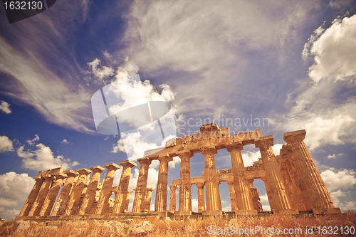 Image of Greek temple in Selinunte