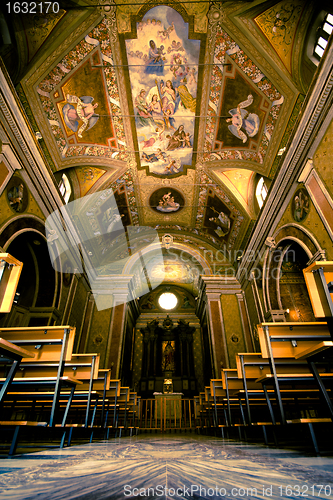 Image of italian church itnerior