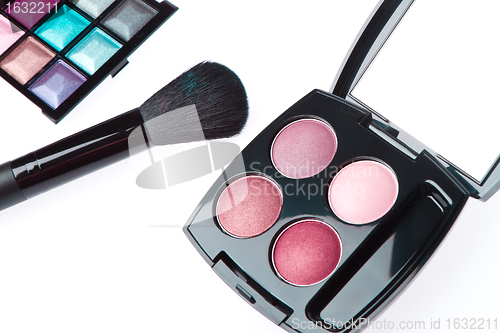 Image of compact eyeshadows