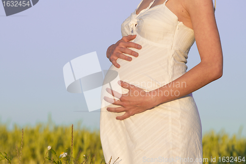 Image of pregnant woman