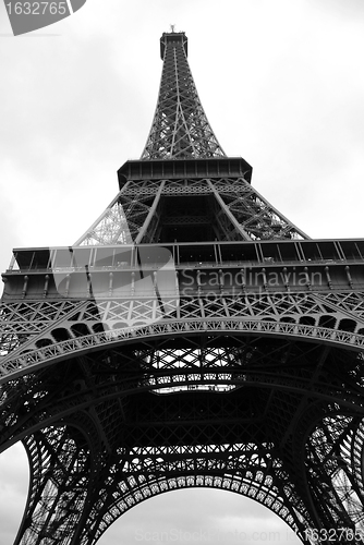 Image of eiffel tower