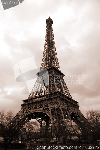 Image of eiffel tower