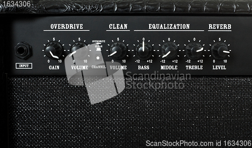 Image of guitar amplifier control panel