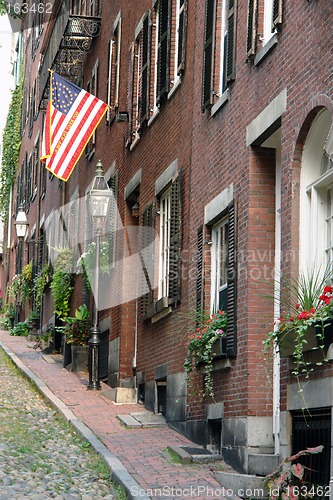 Image of Early America's Acorn Street In The Commonwealth of Massachusett