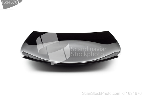 Image of empty black dish