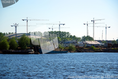 Image of Cranes Ñonstruction Over the River