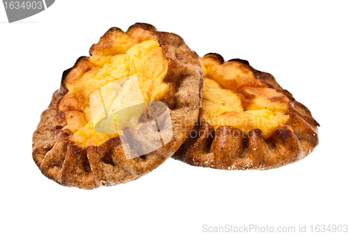 Image of karelian pies with potatoes