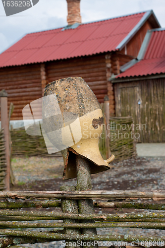 Image of broken jar