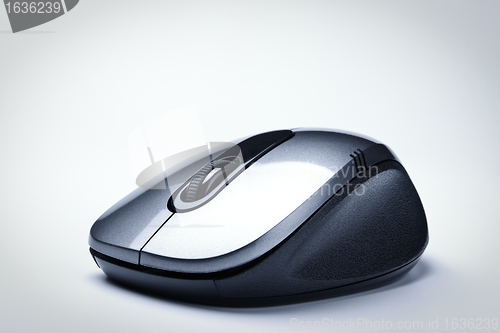 Image of wireless computer mouse