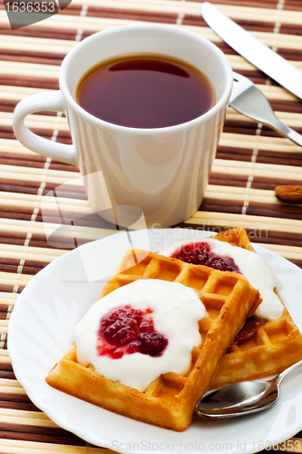 Image of breakfast with waffles