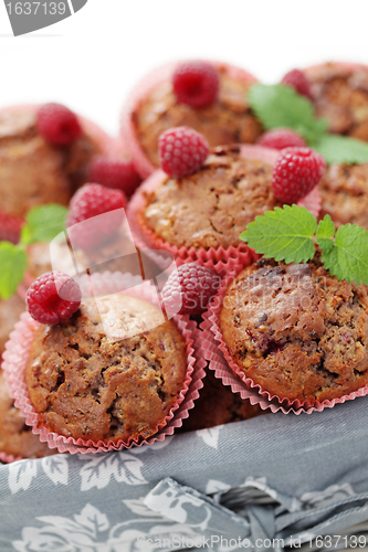 Image of muffins with raspberries