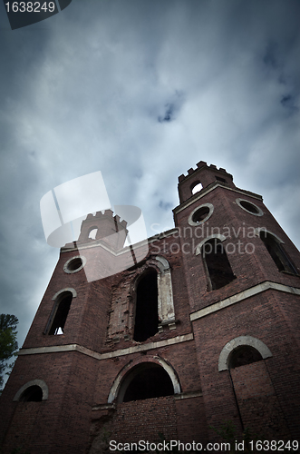 Image of ruins of old castle