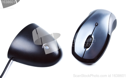 Image of wireless computer mouse