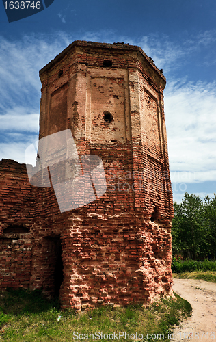 Image of ruins of old castle