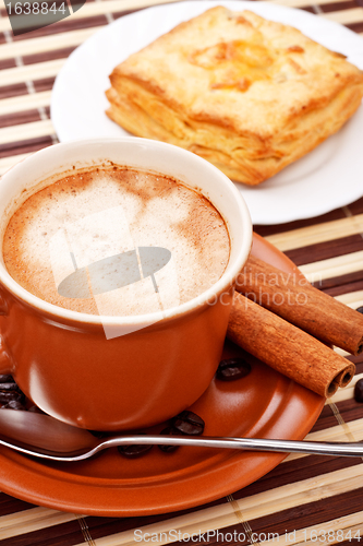 Image of Coffee Cup an Pie