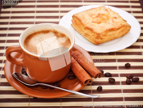 Image of Coffee Cup an Pie