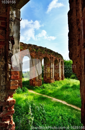 Image of ruins of old castle