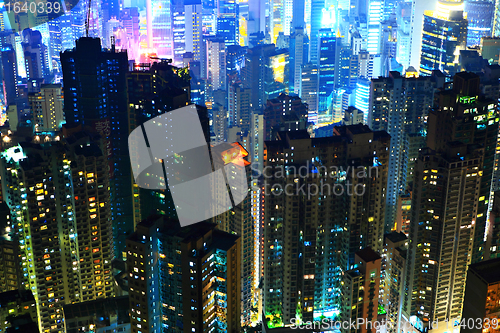 Image of Hong Kong with crowded buildings at night