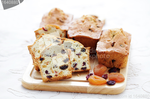 Image of fruitcake