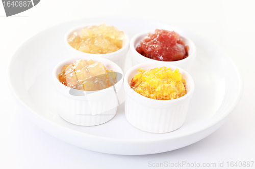 Image of yellow fruits jam