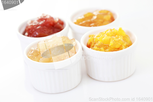 Image of yellow fruits jam