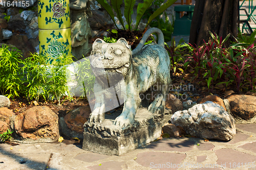 Image of Wat Pho Statue