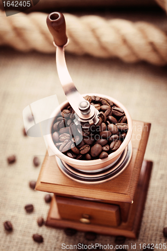 Image of coffee grinder