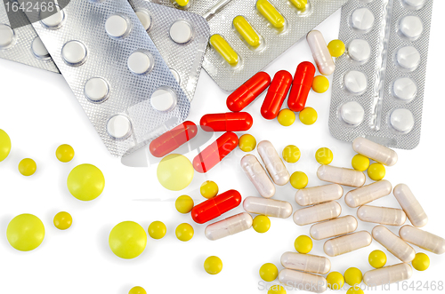 Image of Capsules colored with tablets