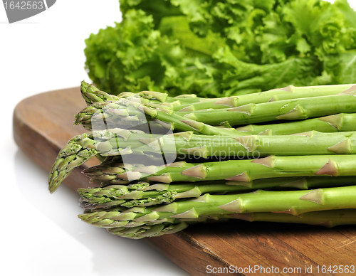 Image of Asparagus And Salad Leaves