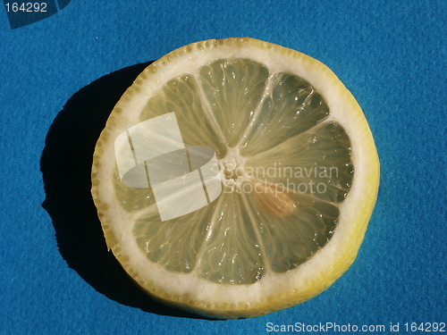 Image of   Share of a lemon